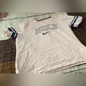 Nike tee cropped